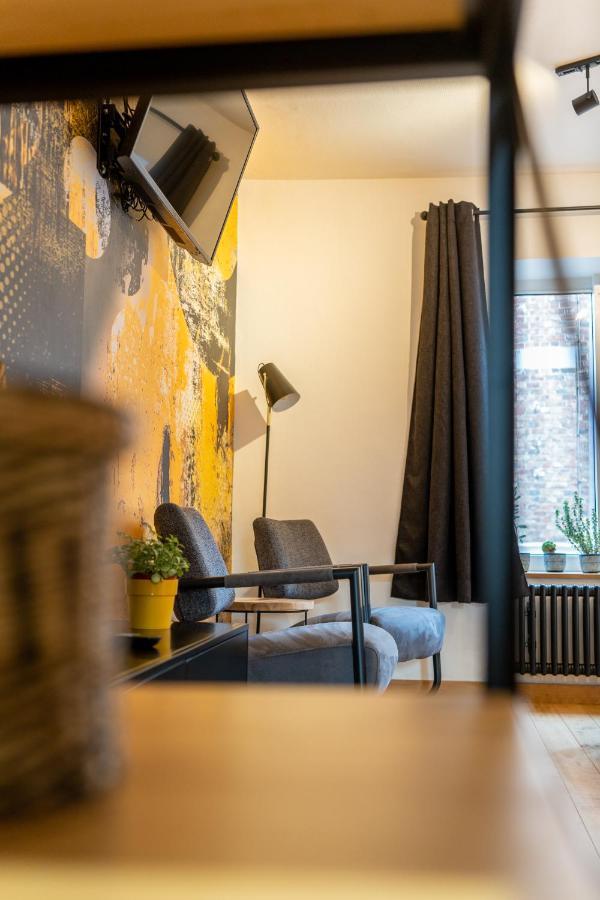 Ardenne Bnb Gite Urbain Avec Terrasse Марш-ан-Фаменн Экстерьер фото
