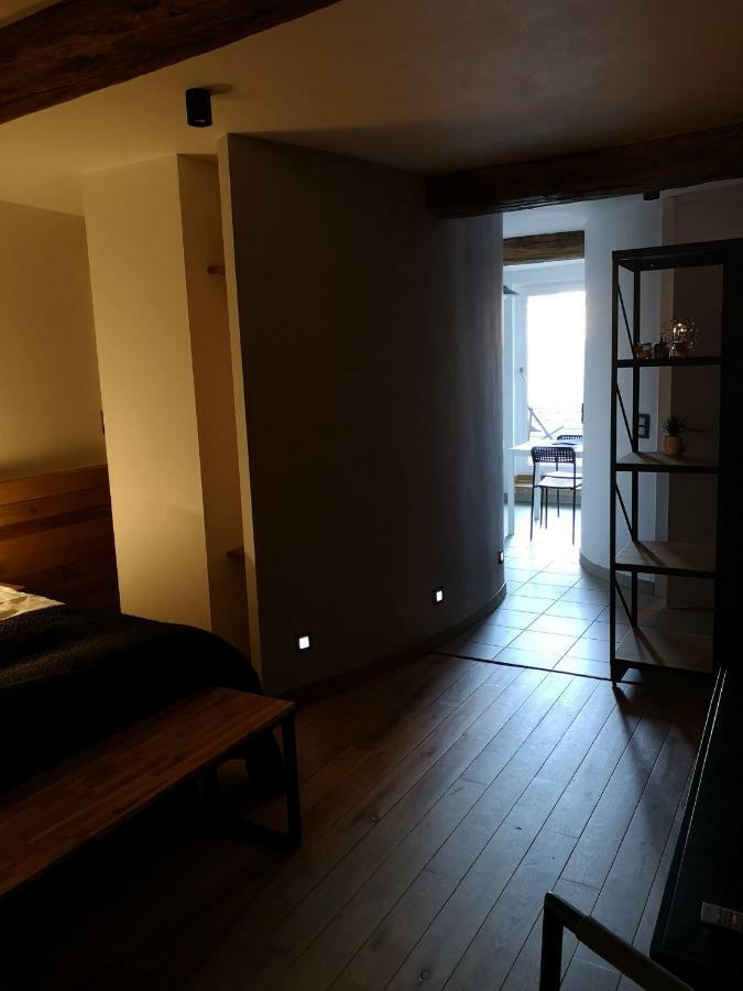 Ardenne Bnb Gite Urbain Avec Terrasse Марш-ан-Фаменн Экстерьер фото